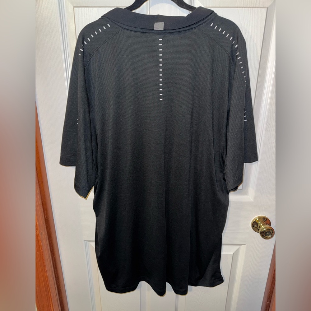 University of Cincinnati Under Armour polo - Picture 2 of 3
